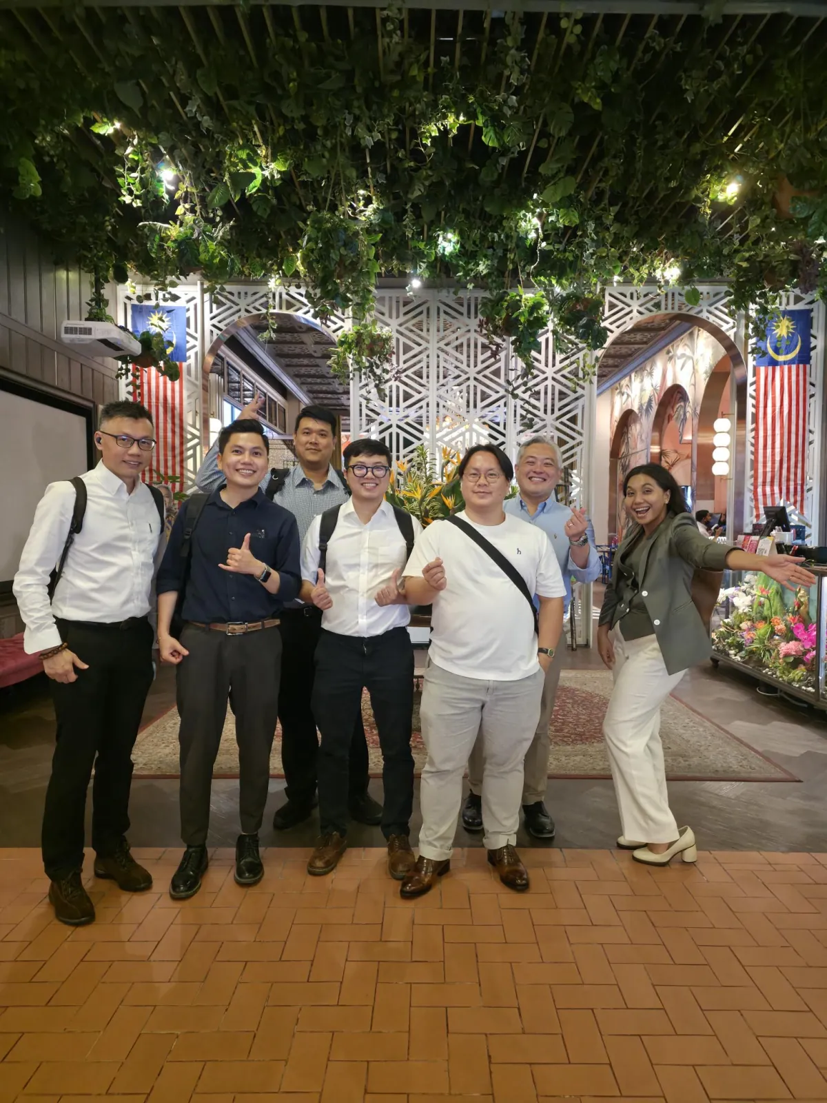 Bidding team
